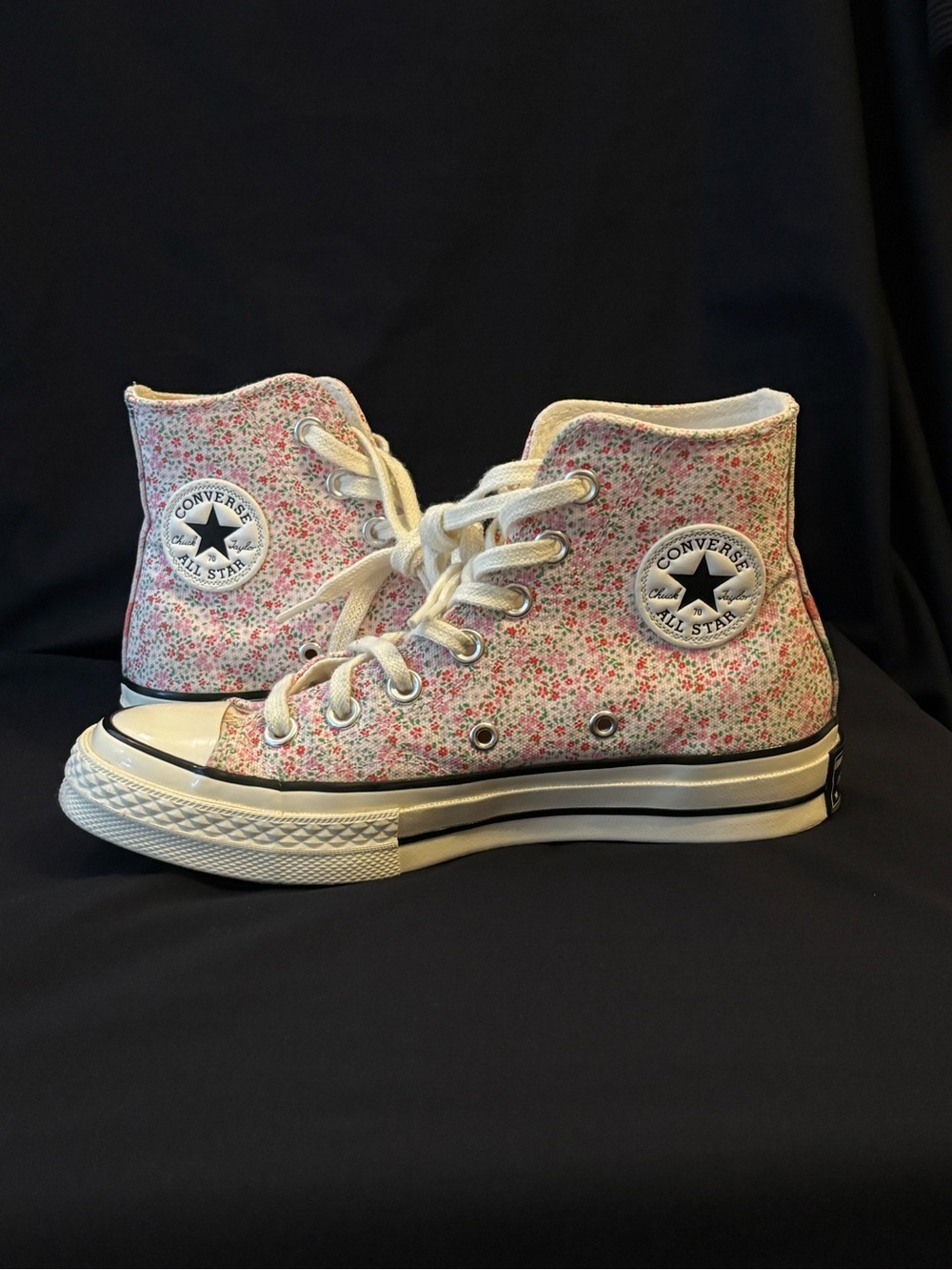 Converse Chuck 70 Hi Fruits & Florals Pink Sneakers Size W5 - Picture 2 of 10